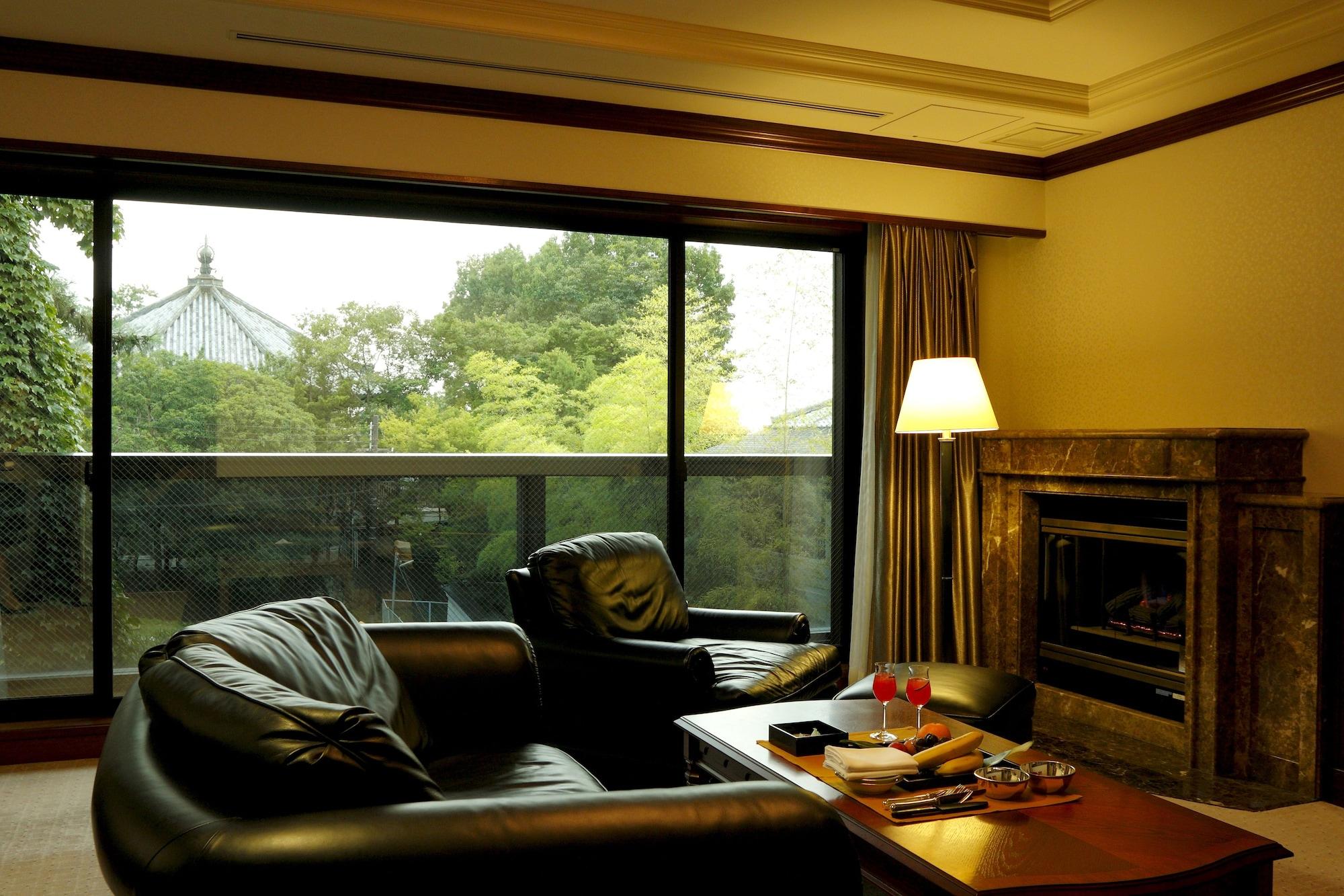 โนโบริโอจิ โฮเต็ล นารา Hotel ภายนอก รูปภาพ